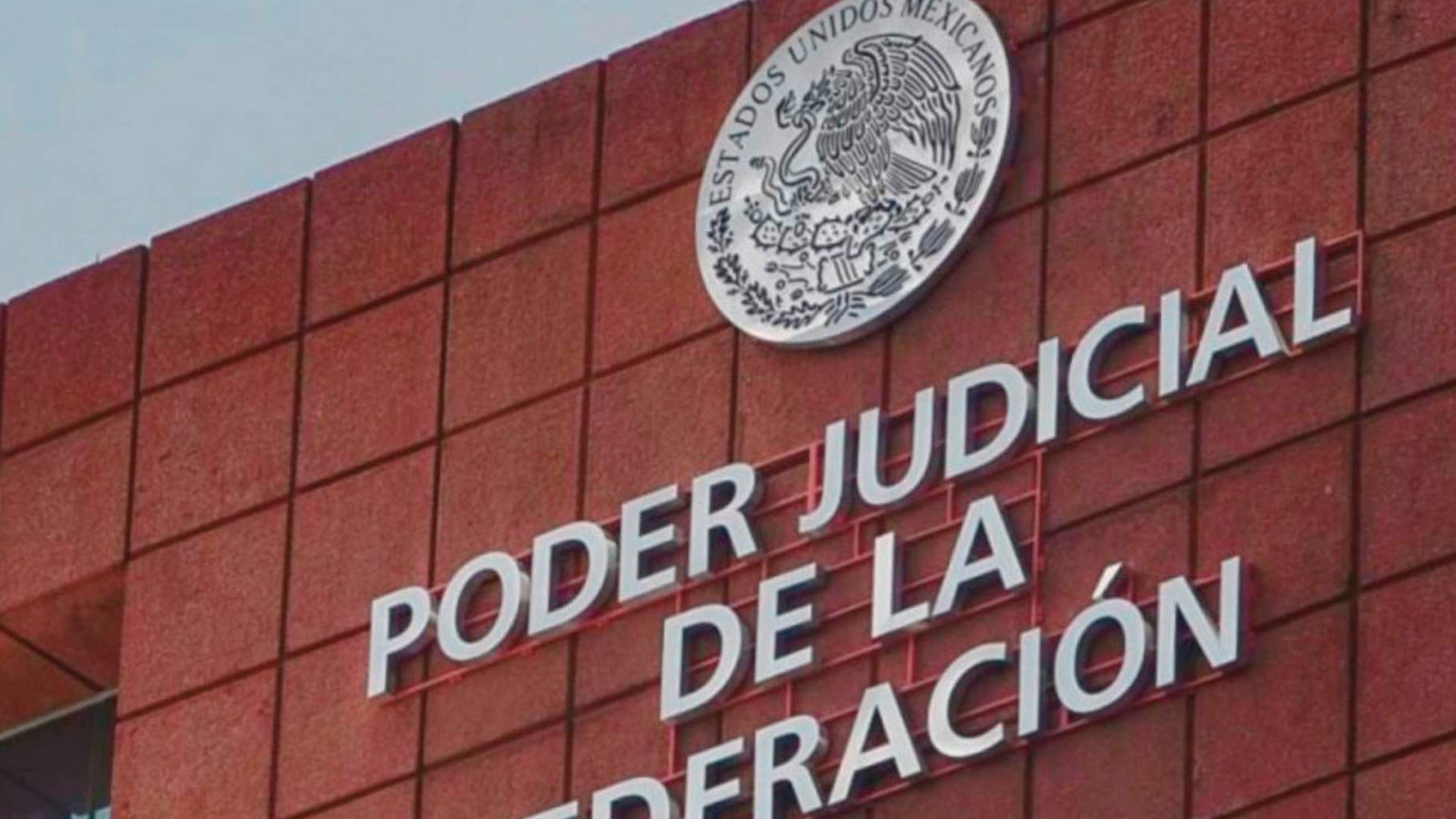 Fomentamos la transparencia institucional y el comportamiento ético en la gestión pública a través de investigación, datos abiertos y participación ciudadana.